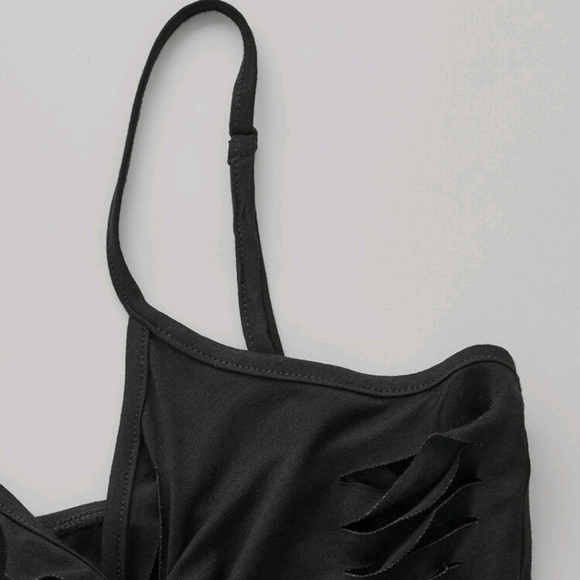 Black Strappy Women's Top - Picture 3 of 4